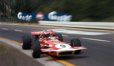 March 701: Γρήγορη επιτυχία