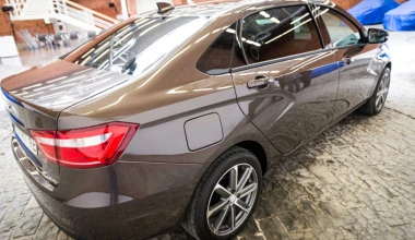 Lada Vesta Signature: Η λιμουζίνα από τη Ρωσία