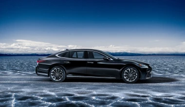Πρεμιέρα για το υβριδικό Lexus LS 500h