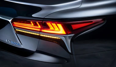 Πρεμιέρα για το υβριδικό Lexus LS 500h