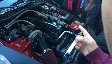 Καθηγητής πάει στο σχολείο με βελτιωμένο αυτοκίνητο (photos)