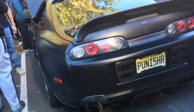 Καθηγητής πάει στο σχολείο με βελτιωμένο αυτοκίνητο (photos)