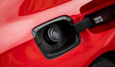 ΠΡΩΤΗ ΟΔΗΓΗΣΗ: OPEL Insignia Grand Sport