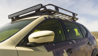 Ένα άγριο Nissan X-Trail με ερπύστριες