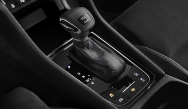 Νέα teaser από τη Skoda για το επερχόμενο Karoq