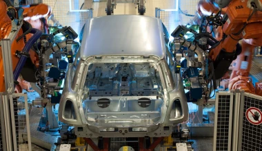 MINI: 100 χρόνια παραγωγής στην Οξφόρδη 