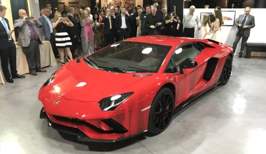 Η Lamborghini Aventador S προσγειώθηκε στην Ελλάδα (+vid)