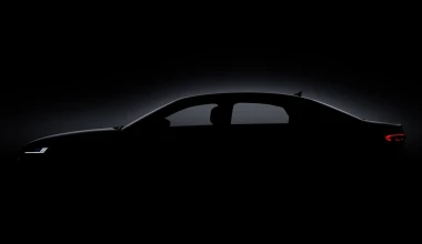 Τo Audi A8 κάνει το μποτιλιάρισμα… παιχνιδάκι (video)
