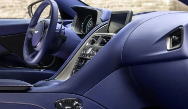 Η Aston Martin DB11 και με V8 (vid)