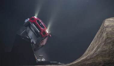 Jaguar E-Pace: Μικρή και πιο οδηγοκεντρική (+video)