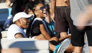 Είδες τι κάνει η Μύκονος;