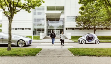 Ένα έξυπνο… smart χωρίς τιμόνι (+vid)