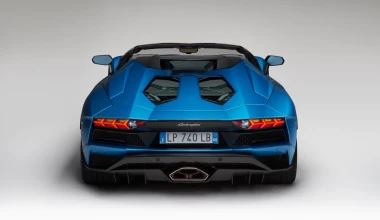 Η Aventador S και σε έκδοση roadster