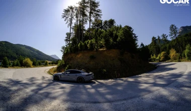 Με την Porsche Panamera 4 E-Hybrid στη λίμνη Δόξα