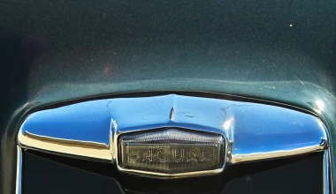 ΟΔΗΓΟΥΜΕ Jaguar Mk2: Υλικό αυτοκρατορίας


