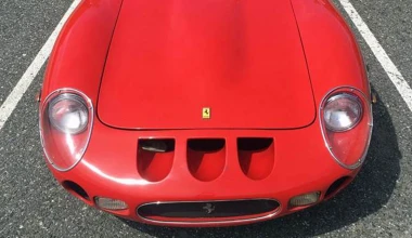 Datsun σαν Ferrari 250 GTO;