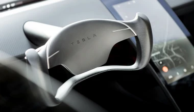 Το πιο γρήγορο αυτοκίνητο είναι το νέο Tesla Roadster! (vid)