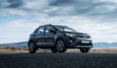 Οδηγούμε το νέο Kia Stonic 1.2 στην Αθήνα