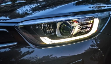 Οδηγούμε το νέο Kia Stonic 1.2 στην Αθήνα