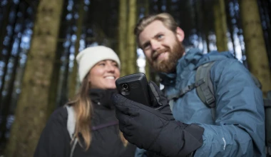 Ένα σκληροτράχηλο smartphone από τη Land Rover