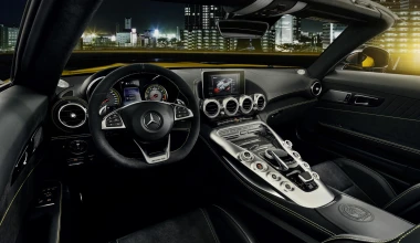 Κούκλα και με 522 ίππους: Η νέα AMG GT S Roadster
