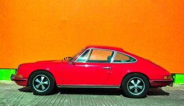 ΟΔΗΓΟΥΜΕ Porsche 911 2.0Τ: Αγιογραφία

