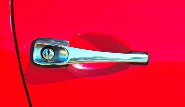 ΟΔΗΓΟΥΜΕ Porsche 911 2.0Τ: Αγιογραφία

