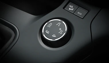 ΠΡΩΤΗ ΕΠΑΦΗ: Opel Combo Life (vid)