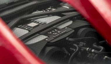 Aston Martin DBS Superleggera: Ελαφριά και με 725 ίππους (vid)