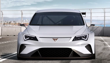 To CUPRA e-Racer πατάει πρώτη φορά πίστα