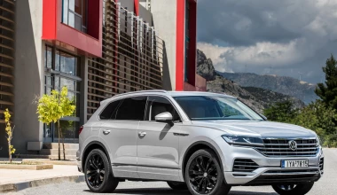 ΟΔΗΓΟΥΜΕ το νέο Volkswagen Touareg στην Ελλάδα