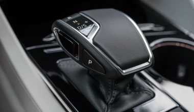 ΟΔΗΓΟΥΜΕ το νέο Volkswagen Touareg στην Ελλάδα