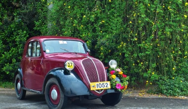 ΟΔΗΓΟΥΜΕ FIAT 500 TOPOLINO: Αστείο; Κάθε Άλλο!