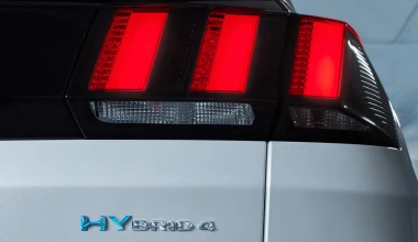 Υβριδικά τα Peugeot 3008 και 508