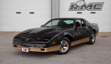 Σε πλειστηριασμό η Pontiac του Burt Reynolds
