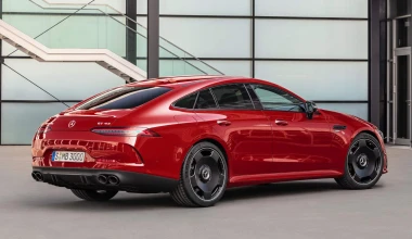 Αυτή είναι η «βασική» Mercedes-AMG GT