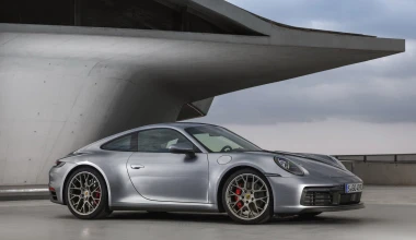 Νέα Porsche 911 (video)