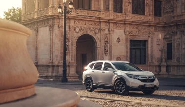 ΠΡΩΤΗ ΟΔΗΓΗΣΗ: Honda CR-V Hybrid