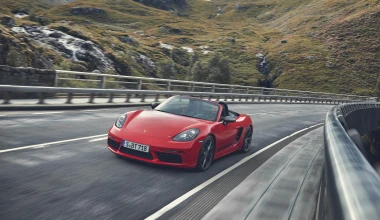 Νέες εκδόσεις με 2.0 turbo για τις Porsche Cayman και Boxster (vid)