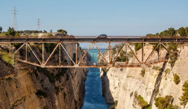 ΟΔΗΓΟΥΜΕ το νέο Range Rover Evoque στην Ελλάδα