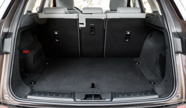 ΟΔΗΓΟΥΜΕ το νέο Range Rover Evoque στην Ελλάδα