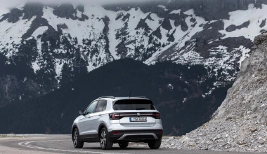 ΟΔΗΓΟΥΜΕ το νέο Volkswagen T-Cross στην Ελλάδα