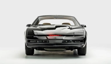 Τα πιο διάσημα αυτοκίνητα του cinema σε μια σπάνια έκθεση