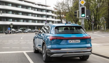 “Ακυρώνει” τα κόκκινα φανάρια και στην Ευρώπη η Audi (video)