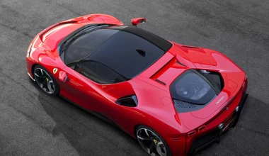 Ferrari SF90 Stradale με 1.000 «υβριδικούς» ίππους (video)