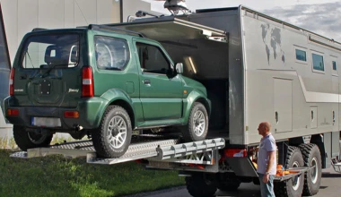 Απίστευτα τροχόσπιτα με… γκαράζ (φωτογραφίες)