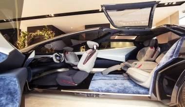 “Τετ-α-τετ” της Aston Martin Rapid E με το πρωτότυπο Lagonda Vision