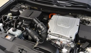 MITSUBISHI OUTLANDER PHEV. To Electric-Hybrid SUV