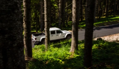 “Βούλιαξε” από πλήθος επισκεπτών και θρυλικά μοντέλα το Camp Jeep 2019 (vid)