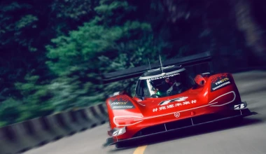 Αποστολή επετεύχθη: Ρεκόρ για το Volkswagen ID.R στο βουνό Tianmen (video)